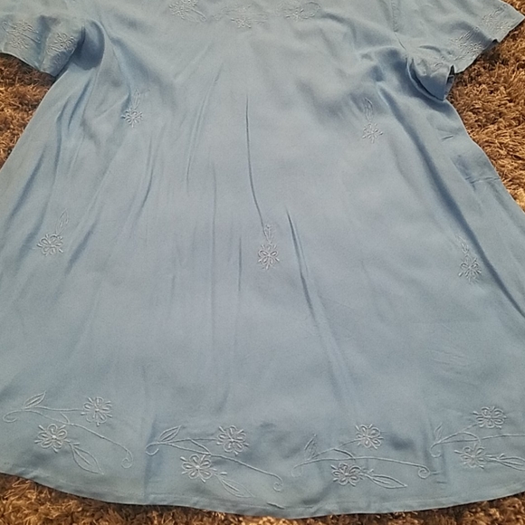 Gorgeous Blue Shirt - Picture 4 of 5